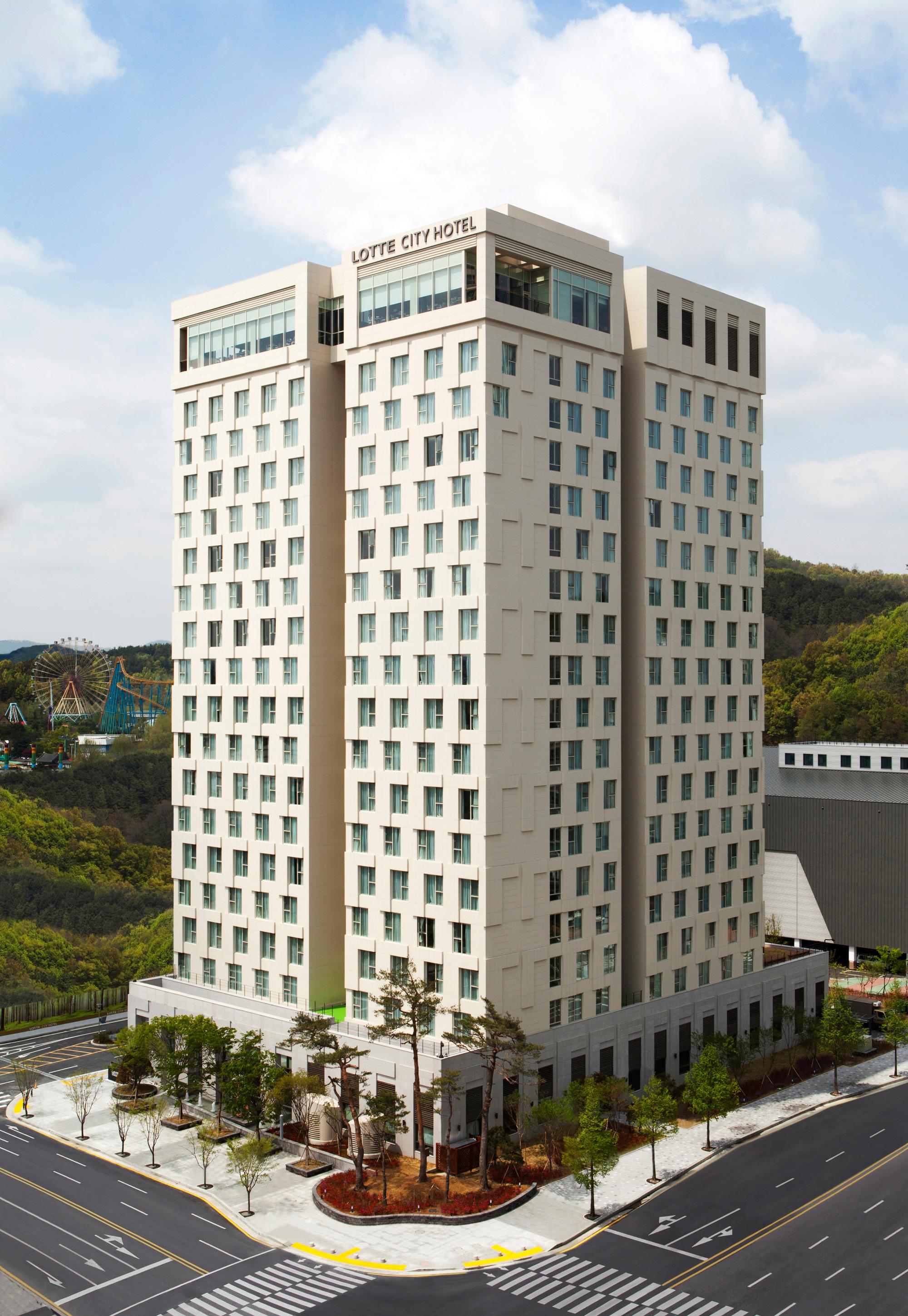 Lotte シティ ホテル 4*