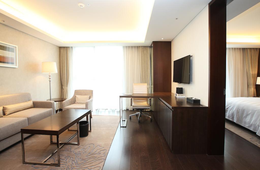 Hotel Lotte 4*